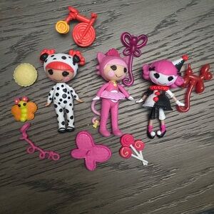 Lalaloopsy mini dolls and accessories
